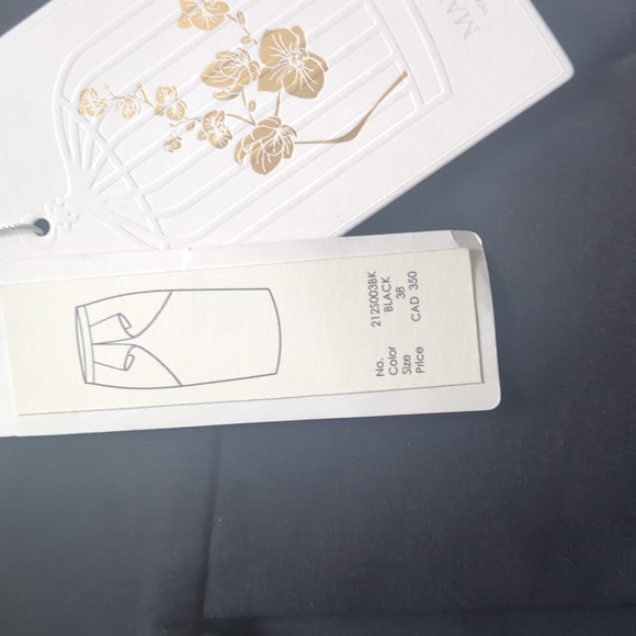 One of a kind skirt - Picture 3 of 6